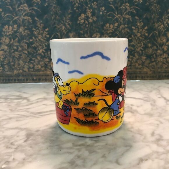 Vintage Disney Mickey and Pluto Ceramic Mug - Picture 3 of 5
